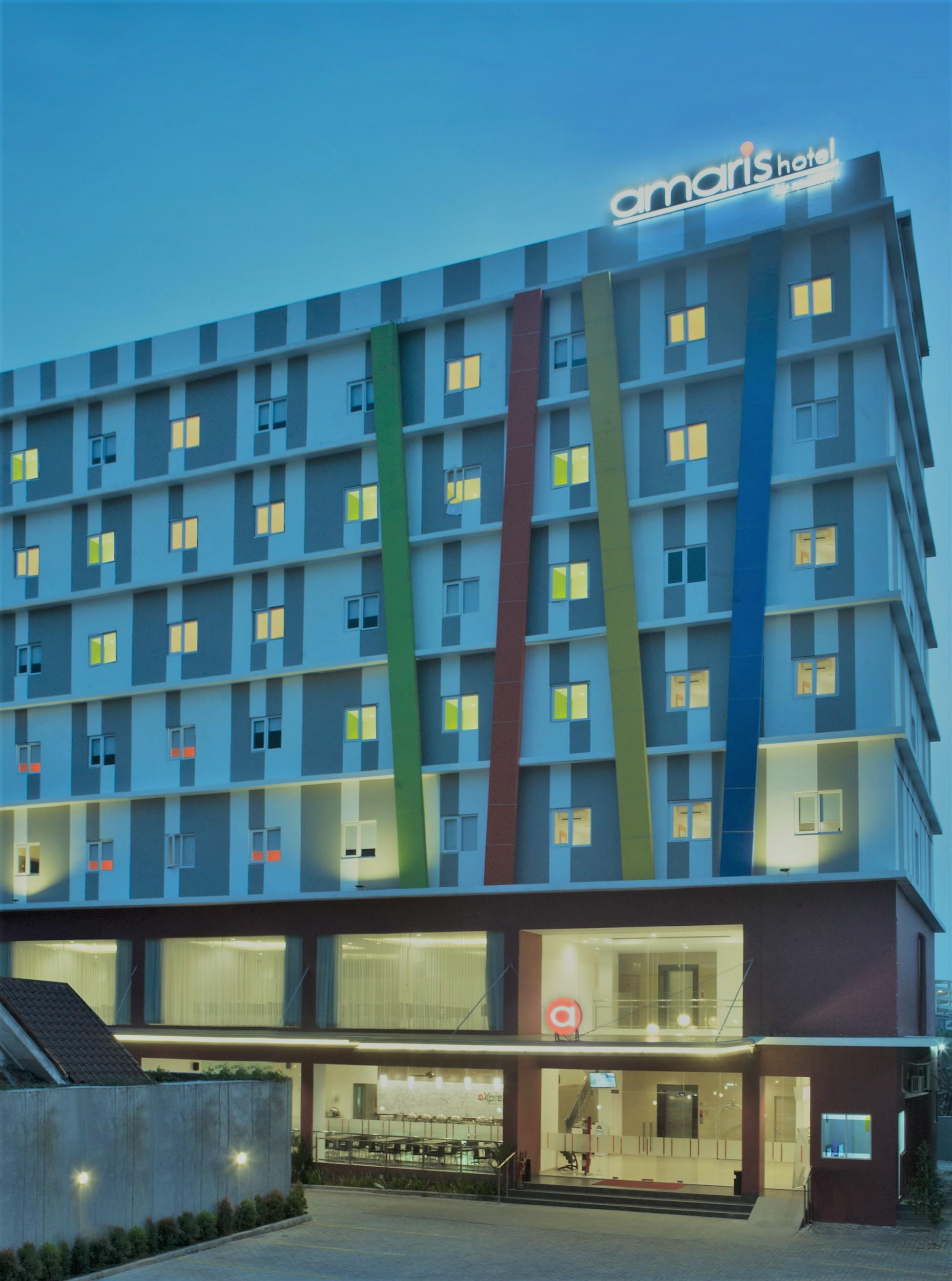 Lynn Hotel Serang Exterior foto